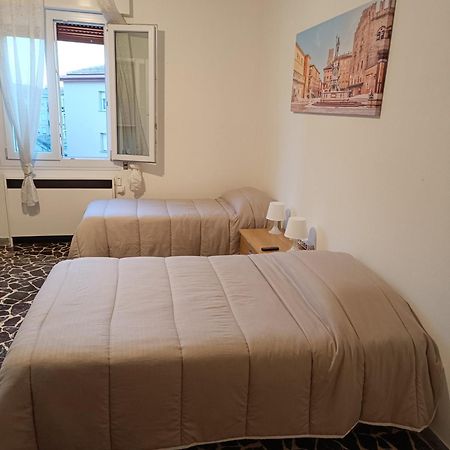 Elegante Appartamento 90 Mq Zona Corticella Fiera Bologna Kültér fotó